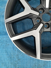 Laden Sie das Bild in den Galerie-Viewer, 1x Alufelge 18 Zoll 7.0" 5x100 47ET Glanz Graphit 6F9601025B Seat Ibiza I V FEL4031790605on