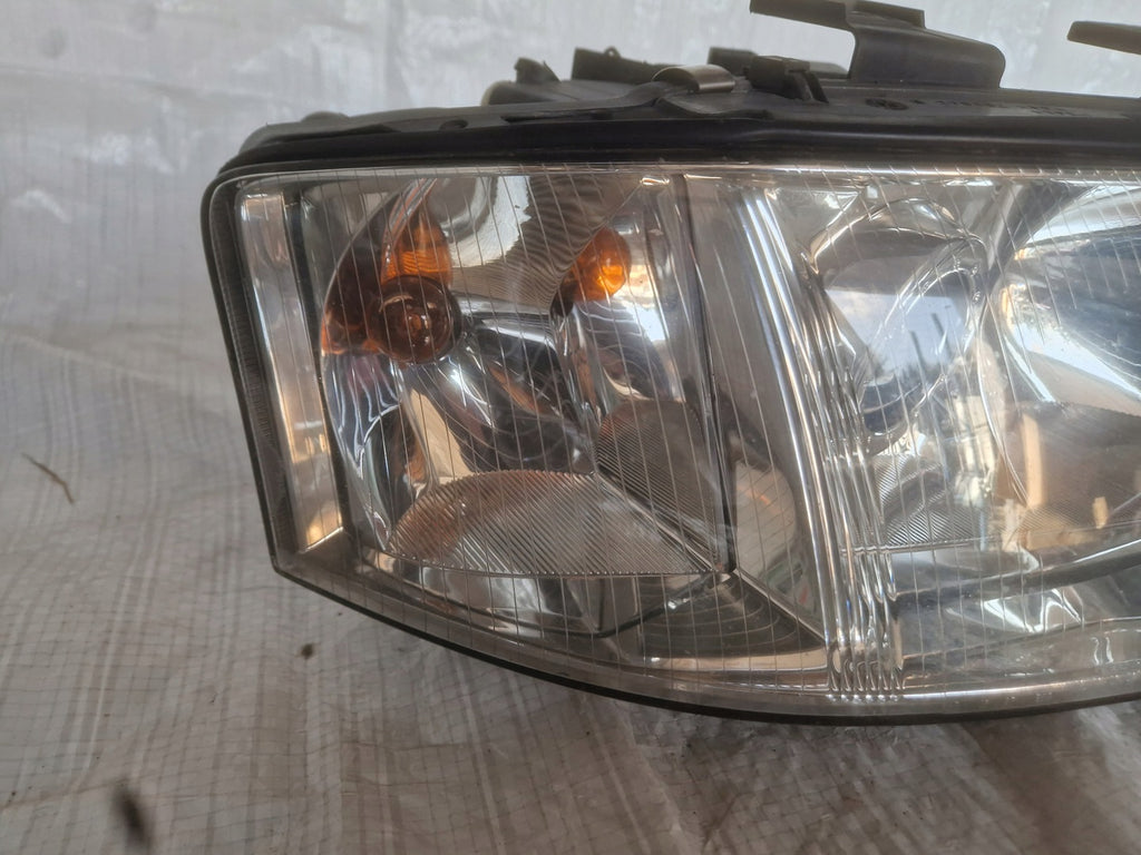 Frontscheinwerfer Audi A6 C5 4B0941030 Ein Stück (Rechts oder Links) Headlight