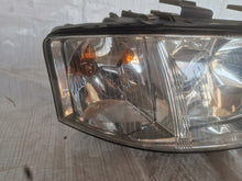 Laden Sie das Bild in den Galerie-Viewer, Frontscheinwerfer Audi A6 C5 4B0941030 Ein Stück (Rechts oder Links) Headlight