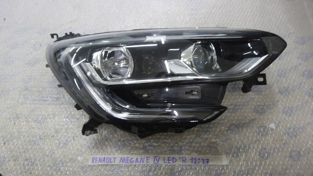 Frontscheinwerfer Renault Megane IV 260108478R LED Rechts Scheinwerfer Headlight