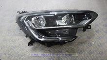 Laden Sie das Bild in den Galerie-Viewer, Frontscheinwerfer Renault Megane IV 260108478R LED Rechts Scheinwerfer Headlight