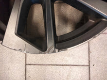 Laden Sie das Bild in den Galerie-Viewer, 1x Alufelge 17 Zoll 7.0&quot; 5x114.3 43 5ET Glanz Schwarz 52910-N7160 Hyundai Tucson