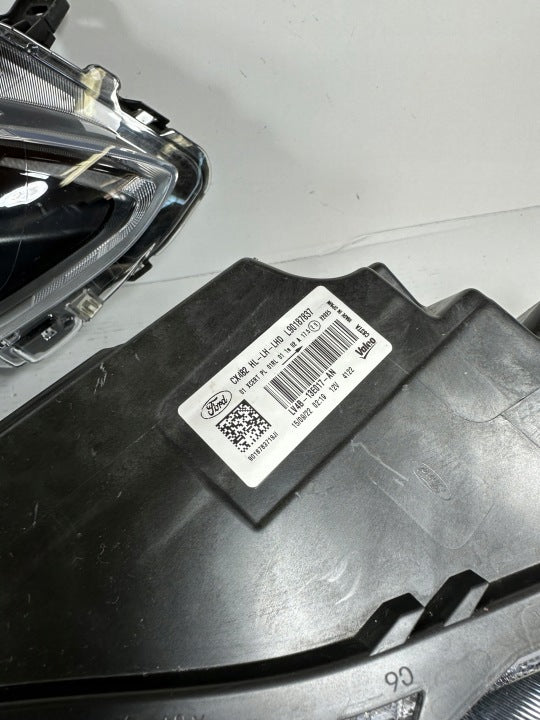 Frontscheinwerfer Ford Kuga LV4B-13E017-AN LV4B-13E016-AN Ein Satz Headlight SCH2811775437ec