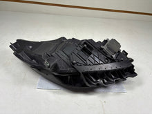 Laden Sie das Bild in den Galerie-Viewer, Frontscheinwerfer Tesla Model 3 Y 1514952-00-D Links Scheinwerfer Headlight