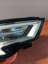 Load image into Gallery viewer, Frontscheinwerfer Audi A3 8V0941006 Xenon Rechts Scheinwerfer Headlight