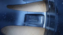 Laden Sie das Bild in den Galerie-Viewer, 1x Alufelge 20 Zoll 8.0&quot; 5x108 J9C3- Jaguar Rim Wheel