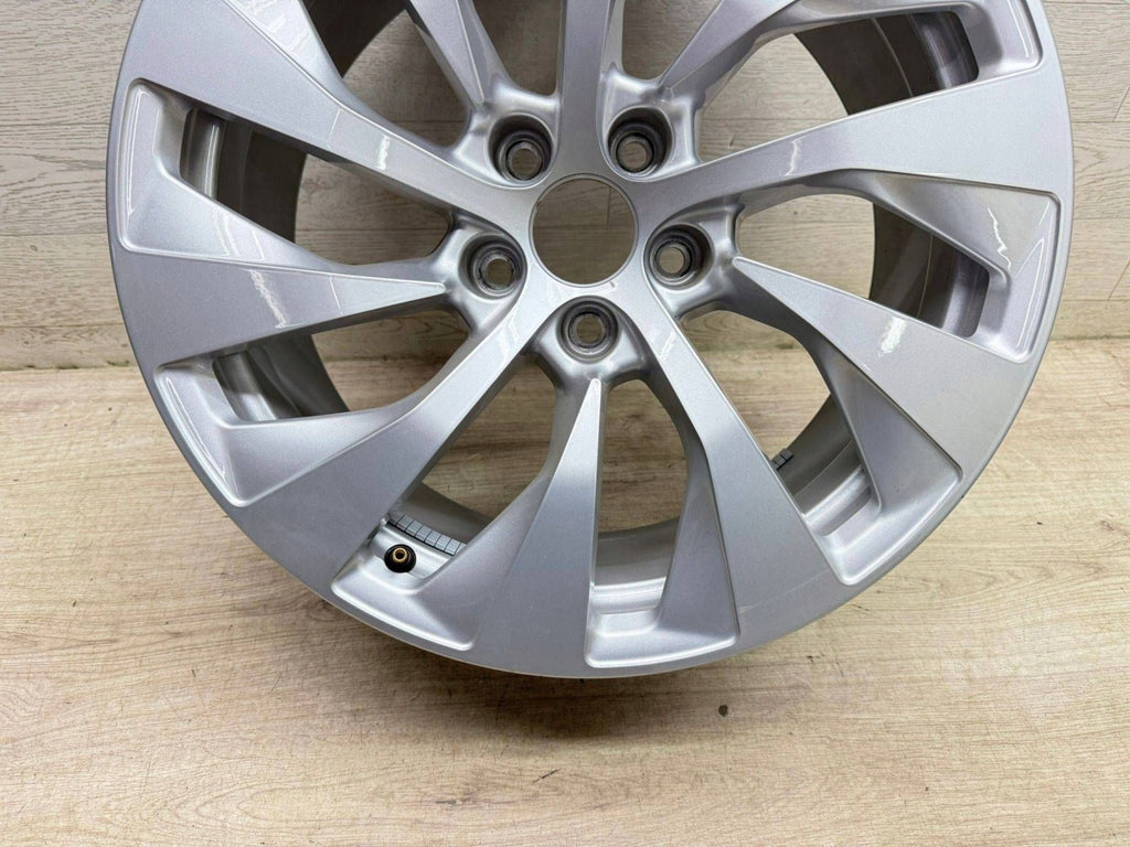 1x Alufelge 18 Zoll 8.0" 5x112 26ET Glanz Silber 4K8601025A Audi A6 Rim Wheel FEL5180247453zv