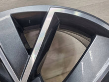 Laden Sie das Bild in den Galerie-Viewer, 1x Alufelge 19 Zoll 565601025FF Skoda Kodiaq Rim Wheel