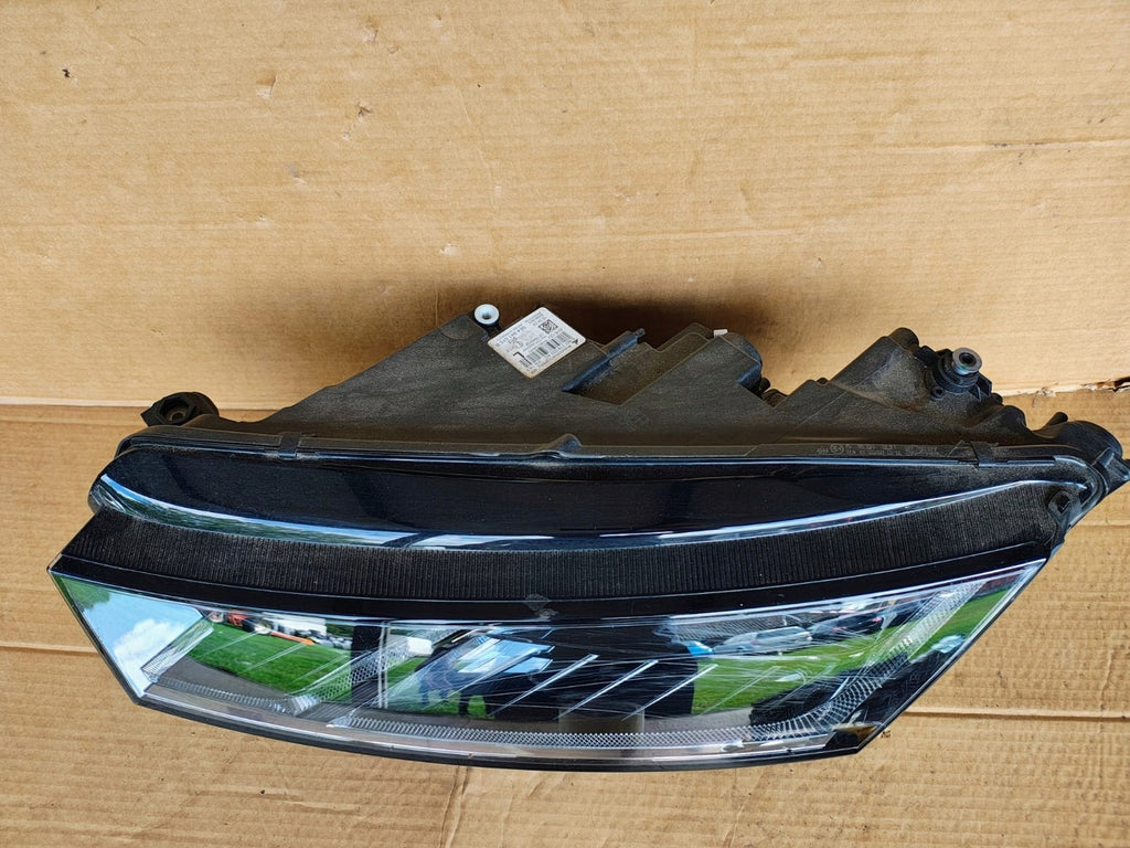 Frontscheinwerfer Skoda Octavia IV 5E4941015B LED Ein Stück (Rechts oder Links) SCH2687578680uc