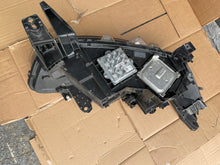 Laden Sie das Bild in den Galerie-Viewer, Frontscheinwerfer Renault Espace V 260601628R Links Scheinwerfer Headlight SCH1674735622ig