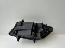 Laden Sie das Bild in den Galerie-Viewer, Frontscheinwerfer Mercedes-Benz Sprinter 9109060100 Rechts Headlight