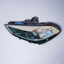 Laden Sie das Bild in den Galerie-Viewer, Frontscheinwerfer BMW 1 F40 7214913 LED Links Scheinwerfer Headlight