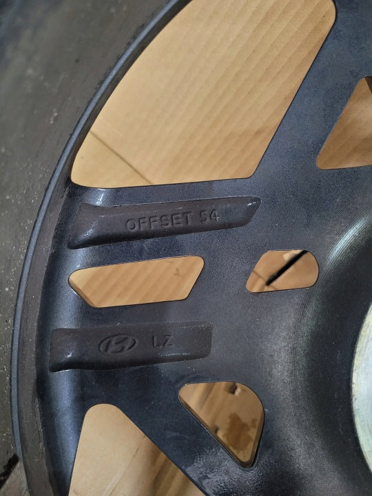 1x Alufelge 17 Zoll 7.0" 4x100 54ET 52910-Q0330 Hyundai I20 Iii Rim Wheel FEL9974972469qj