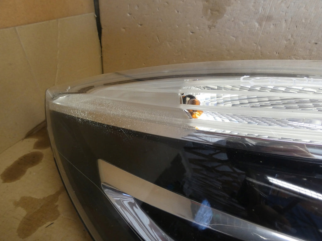 Frontscheinwerfer Renault Scenic 260106928R Rechts Scheinwerfer Headlight SCH8133928817ac
