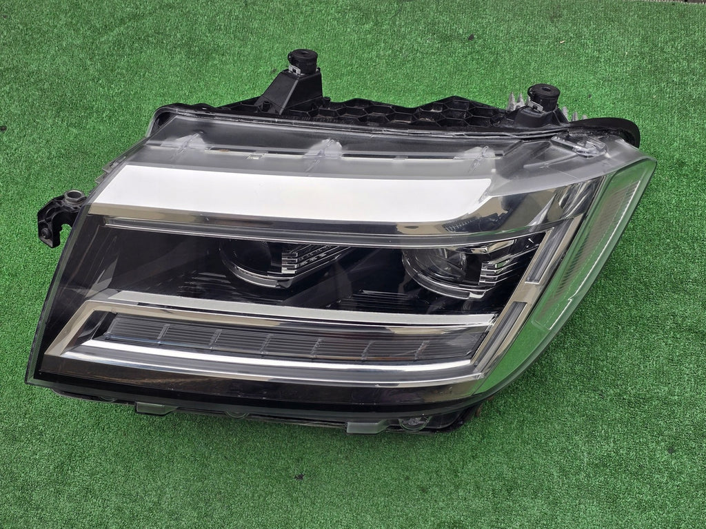 Frontscheinwerfer VW Crafter 7C1941035 Links Scheinwerfer Headlight SCH9528905659dn