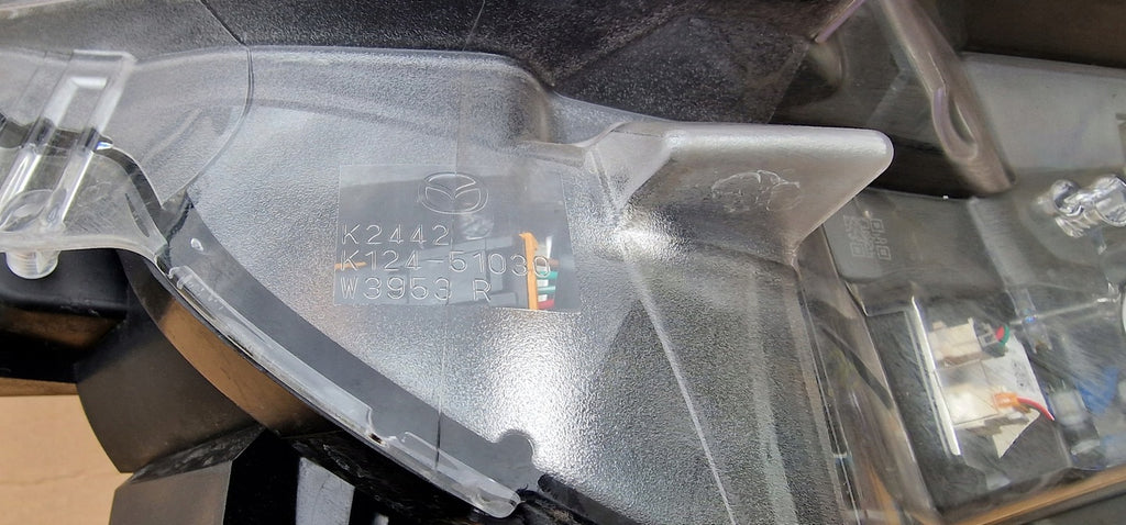 Frontscheinwerfer Mazda Cx5 Cx-5 KB8N-51030 LED Ein Stück (Rechts oder Links) SCH8470835120aw