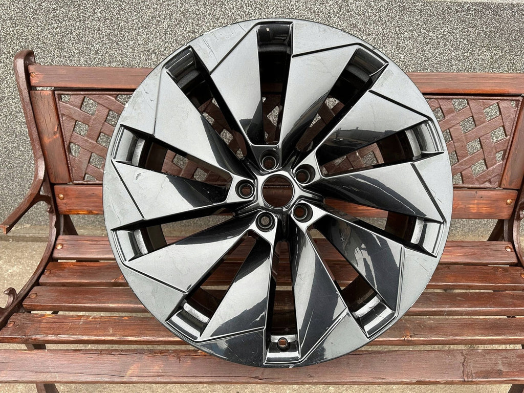 1x Alufelge 21 Zoll 5x112 5LA601025BL Skoda Enyaq Rim Wheel FEL2528799126gs