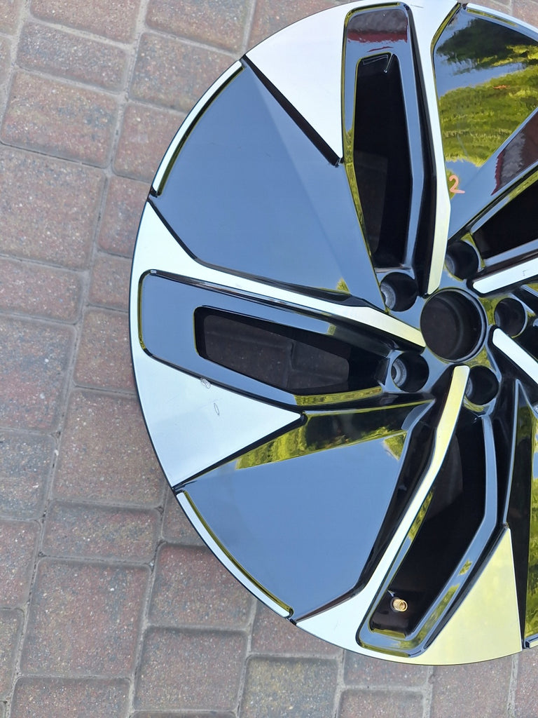 1x Alufelge 19 Zoll 8.0" 5x112 45ET Glanz Schwarz 11A601025 VW Id.4 Rim Wheel FEL2530055828wm