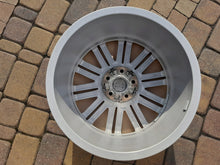 Load image into Gallery viewer, 1x Alufelge 18 Zoll 8.0&quot; 5x112 31ET Silber 8W0601025EE Audi A5 Rim Wheel