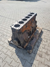 Laden Sie das Bild in den Galerie-Viewer, Motorblock Renault Volvo 12 I FH12D12 Diesel Unkomplett MOT4753668611rw