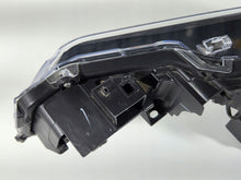 Load image into Gallery viewer, Frontscheinwerfer Toyota Corolla 81110-02S60 LED Rechts Scheinwerfer Headlight SCH1915398215ut