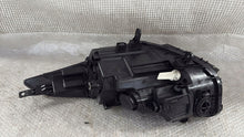 Laden Sie das Bild in den Galerie-Viewer, Frontscheinwerfer Hyundai I I40 HI40LLPP15 Rechts Scheinwerfer Headlight SCH2511311444vo