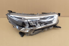 Laden Sie das Bild in den Galerie-Viewer, Frontscheinwerfer Toyota Hilux VIII 81110-0KP41 1EJ-923363-040A LED Rechts