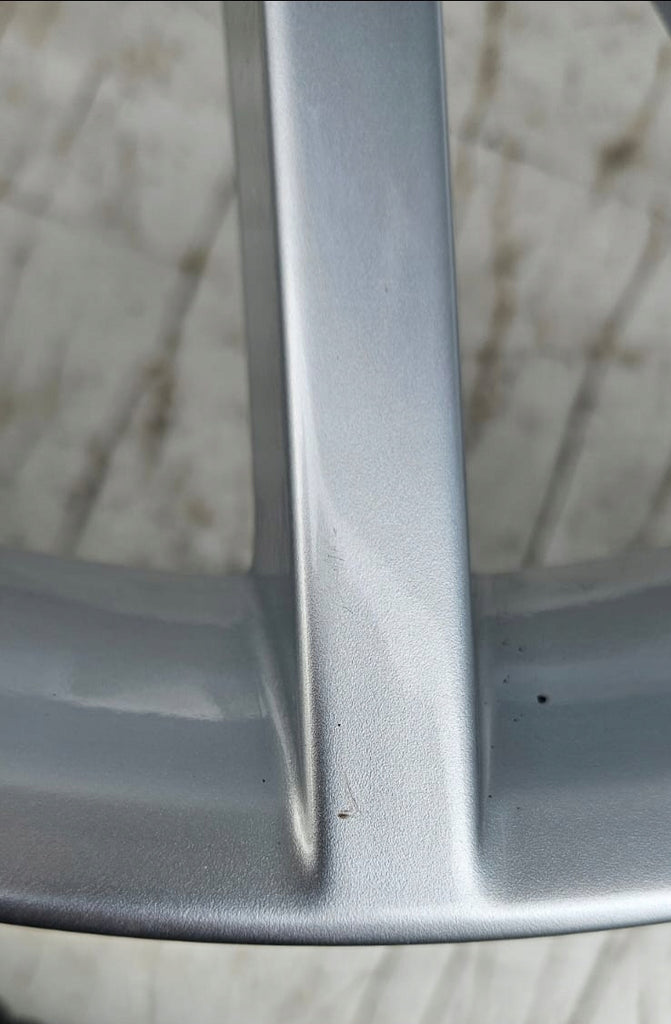 1x Alufelge 17 Zoll 7.0" 5x112 49ET Glanz Silber 5E0601025BG Skoda Octavia Iii