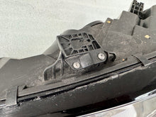 Load image into Gallery viewer, Frontscheinwerfer Audi A4 B9 8W0941005 Xenon Links Scheinwerfer Headlight