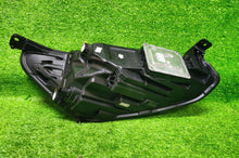 Load image into Gallery viewer, Frontscheinwerfer Ford Focus JX7B13E015CE Links Scheinwerfer Headlight SCH3751428457lq
