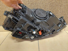 Laden Sie das Bild in den Galerie-Viewer, Frontscheinwerfer VW Golf 5G1941034 90044681 5G1941033 Xenon Ein Satz Headlight SCH8977038337nn