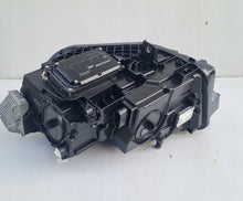 Laden Sie das Bild in den Galerie-Viewer, Frontscheinwerfer Mercedes-Benz W247 A2479063605 Full LED Rechts oder Links SCH6485329312kq