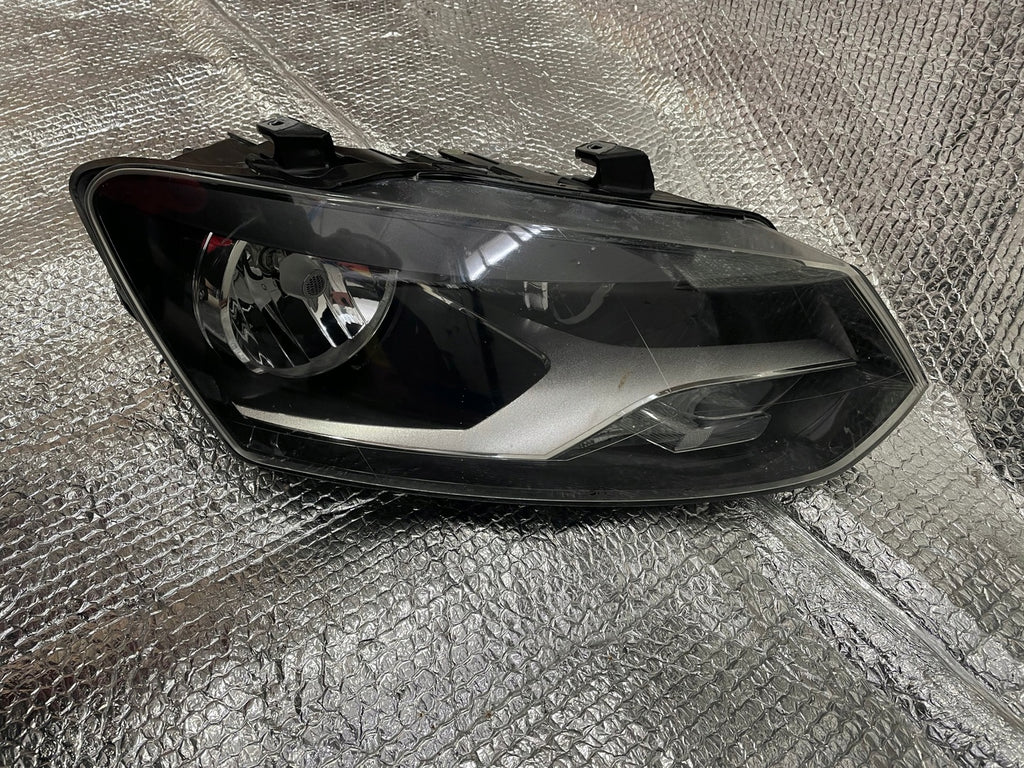 Frontscheinwerfer VW Polo Rechts Scheinwerfer Headlight