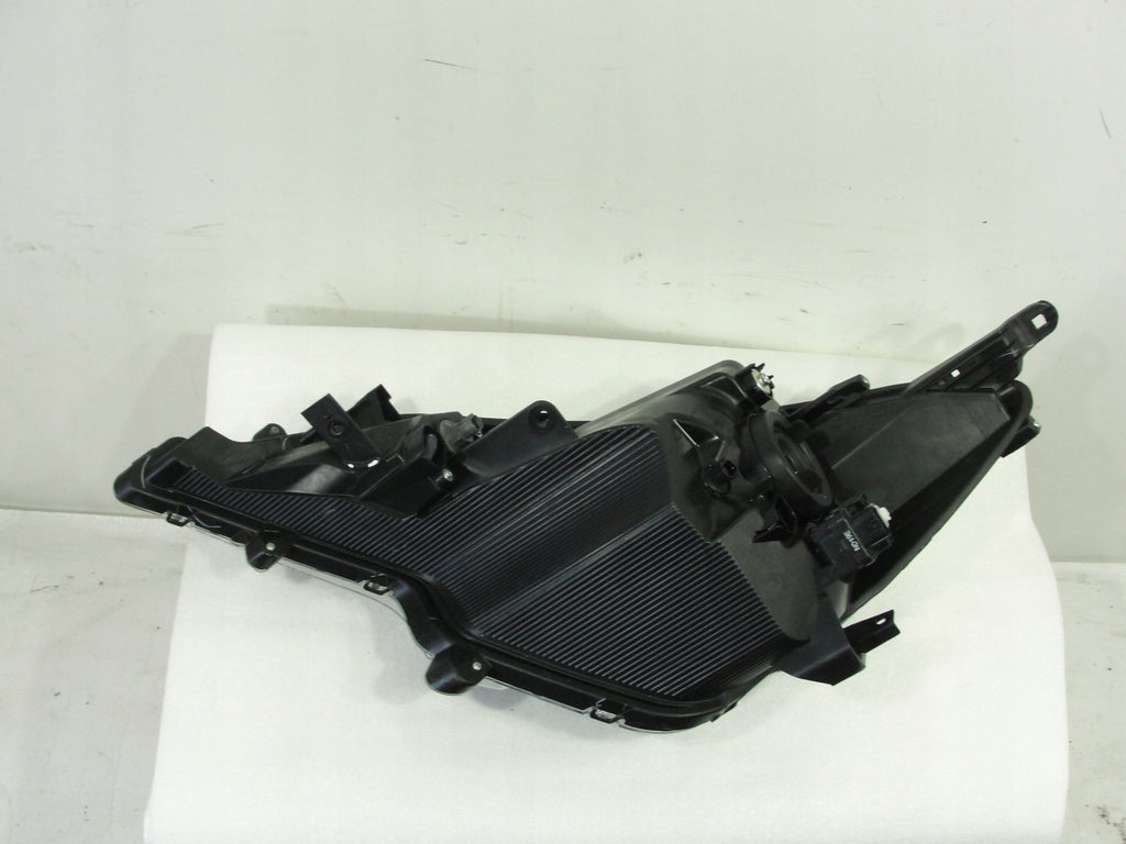 Frontscheinwerfer Mitsubishi Space Star 8301D446 8301D445 Rechts oder Links