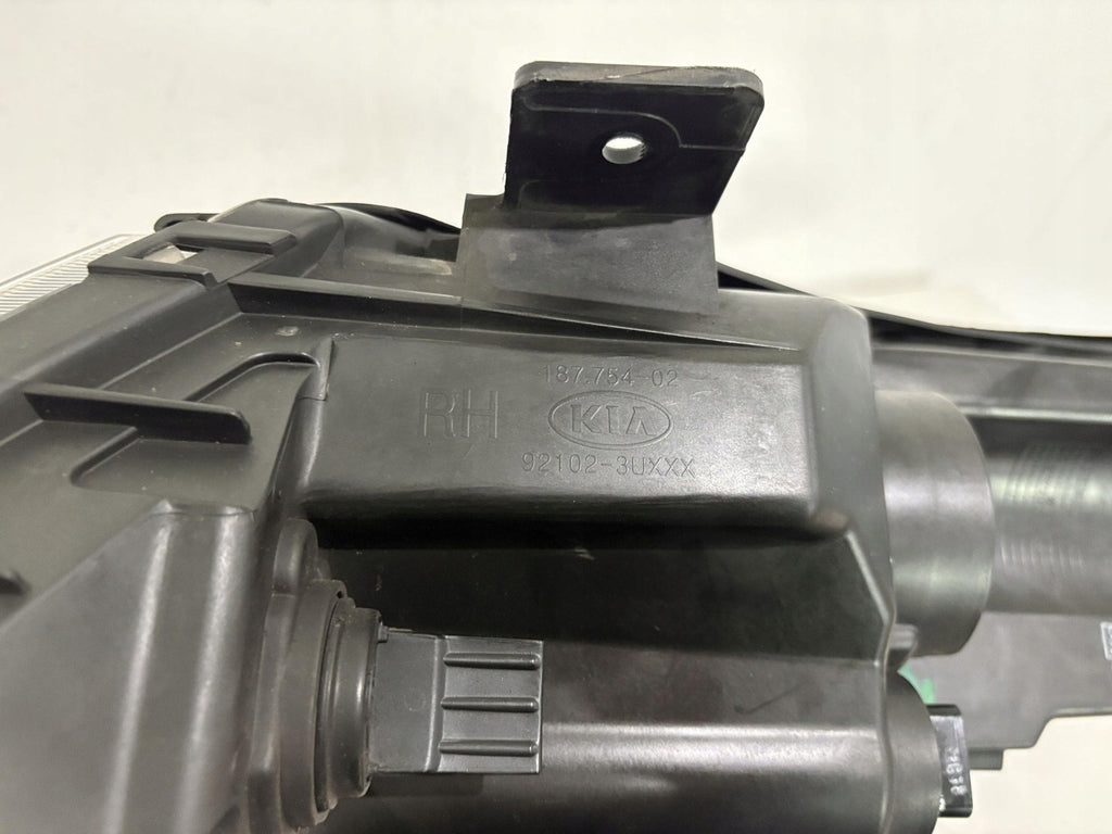 Frontscheinwerfer Kia Sportage 92102-3UXXX Rechts Scheinwerfer Headlight SCH9757700204ba