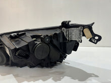 Load image into Gallery viewer, Frontscheinwerfer VW Golf VIII 5H1941006B LED Rechts Scheinwerfer Headlight SCH8750316356tl