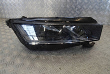 Laden Sie das Bild in den Galerie-Viewer, Frontscheinwerfer Skoda Octavia IV 5E4941016A LED Rechts Scheinwerfer Headlight SCH2121761237wh