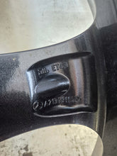 Laden Sie das Bild in den Galerie-Viewer, 1x Alufelge 18 Zoll 8.0" 5x112 43ET A2134011400 Mercedes-Benz W213 Rim Wheel FEL1565166417ha