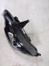 Laden Sie das Bild in den Galerie-Viewer, Frontscheinwerfer Peugeot 108 811500H150 Links Scheinwerfer Headlight