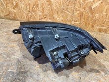 Laden Sie das Bild in den Galerie-Viewer, Frontscheinwerfer VW T6 7E1941016 Rechts Scheinwerfer Headlight