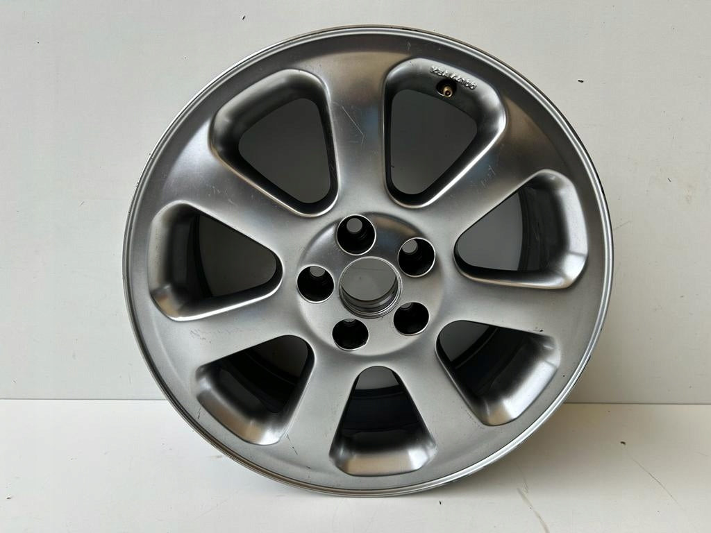 1x Alufelge 16 Zoll 6.5" 5x100 42ET Glanz Silber 1U0601025D Skoda Octavia I FEL1343689532uq