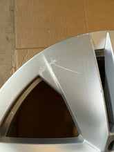 Load image into Gallery viewer, 1x Alufelge 19 Zoll 8.0" 5x112 45ET Glanz Silber 5LA601025B Skoda Enyaq FEL3336829682ze