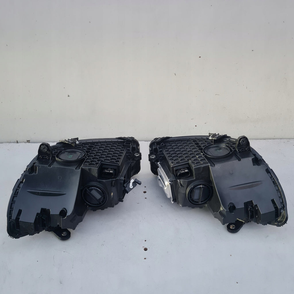 Frontscheinwerfer Mercedes-Benz W206 A2069066204 A2069068104 Rechts oder Links SCH9691464769kg