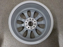 Load image into Gallery viewer, 1x Alufelge 19 Zoll 9.0" 5x120 6768854 BMW F11 F06 F10 F12 F13 Rim Wheel FEL7176770366bx