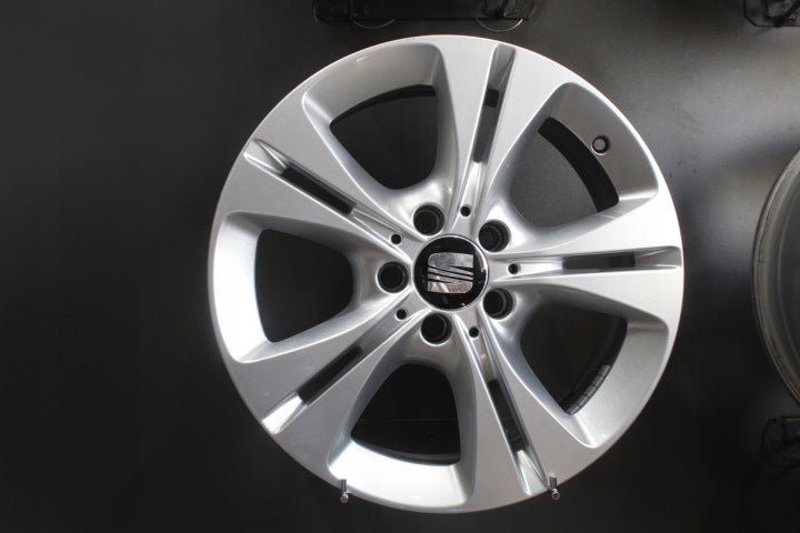 4x Alufelge 17 Zoll 7.0" 5x112 48 5ET A2054014300-SE Mercedes-Benz Altea Xl FEL7397189884wy