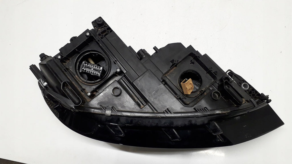 Frontscheinwerfer VW Touran 5TB941035B LED Ein Stück (Rechts oder Links)