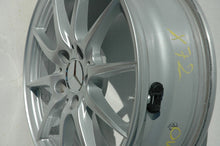 Laden Sie das Bild in den Galerie-Viewer, 4x Alufelge 17 Zoll 6.5" 5x112 49ET Glanz Silber A2464010102 Mercedes-Benz W246 FEL5187499428tc