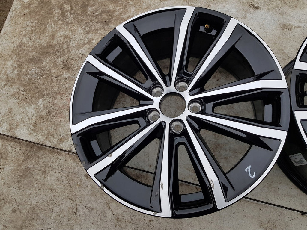 1x Alufelge 18 Zoll 8.0" 5x108 42ET Glanz Schwarz 32358646 Volvo S60 V60 V90