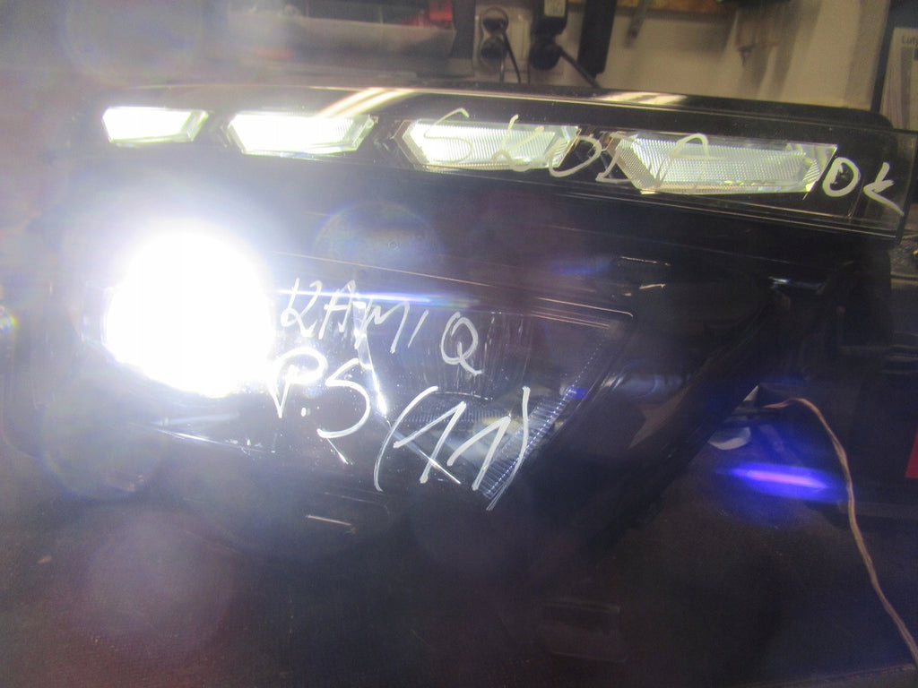 Frontscheinwerfer Skoda Kamiq 658941016B LED Rechts Scheinwerfer Headlight SCH1645465939nu