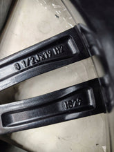 Load image into Gallery viewer, 1x Alufelge 19 Zoll 5A324E0 BMW 5 Rim Wheel FEL2398270174cv